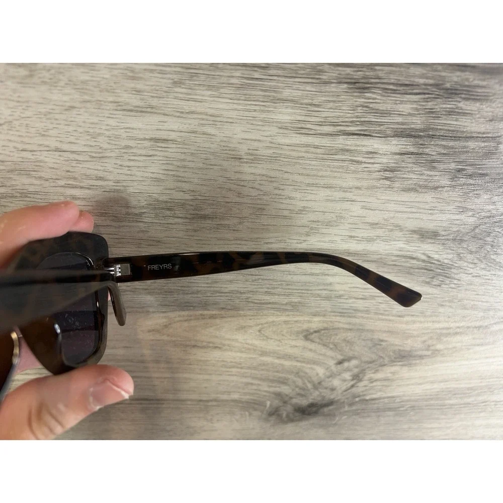 Fryers Magnolia 104-2 Sunglasses Tortoise Cat Eye Womens Summer